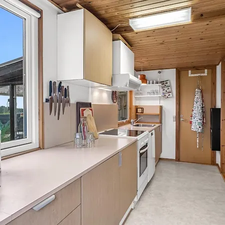 Thorine - 800m From The Sea By Interhome *
